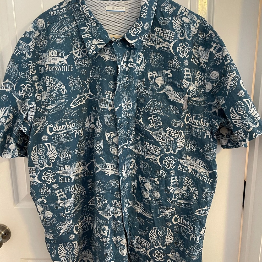Men’s Columbia PFG shirt